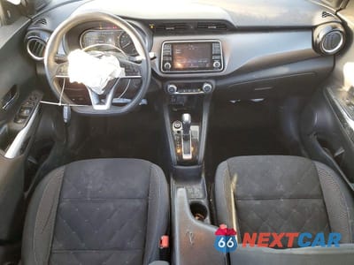 Zdjęcie 8 z 12 samochodu: 2020 NISSAN KICKS SV VIN:3N1CP5CV2LL501169 - miniatura