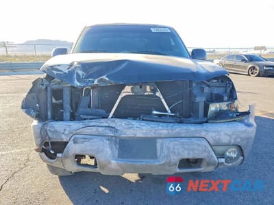 Piąte zdjęcie samochodu w środku: 2002 CHEVROLET AVALANCHE K1500 VIN:3GNEK13T32G140612 - miniatura