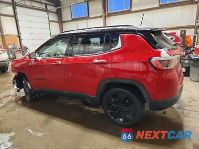 Drugie zdjęcie samochodu z przodu: 2019 JEEP COMPASS LATITUDE VIN:3C4NJDBB7KT666934 - miniatura