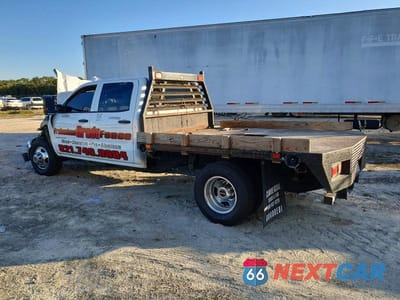 Drugie zdjęcie samochodu z przodu: 2017 GMC SIERRA FLATBED TRUCK VIN:1GD41VCG1HF219414 - miniatura