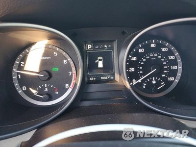 Zdjęcie 9 z 13 samochodu: 2017 HYUNDAI SANTA FE SPORT VIN:5XYZU3LB7HG426879 - miniatura