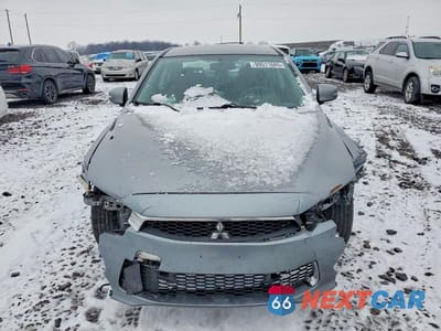 Piąte zdjęcie samochodu w środku: 2016 MITSUBISHI LANCER ES VIN:JA32U2FUXGU007509 - miniatura