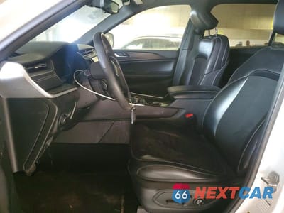 Zdjęcie 7 z 11 samochodu: 2024 JEEP GRAND CHEROKEE L LAREDO VIN:1C4RJKAG8R8517511 - miniatura