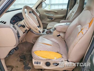 Zdjęcie 10 z 23 samochodu: 1999 FORD EXPEDITION VIN:1FMRU1763XLC39154 - miniatura