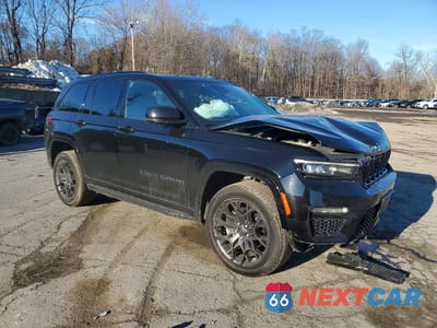 Czwarte zdjęcie samochodu z boku: 2023 JEEP GRAND CHEROKEE SUMMIT 4XE VIN:1C4RJYE62P8908624 - miniatura