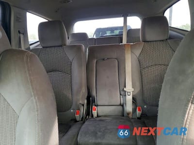 Zdjęcie 10 z 12 samochodu: 2017 CHEVROLET TRAVERSE LS VIN:1GNKRFED5HJ207588 - miniatura