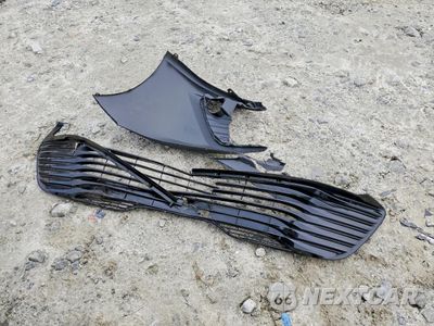 Zdjęcie 12 z 14 samochodu: 2018 TOYOTA CAMRY L VIN:4T1B11HK3JU538778 - miniatura