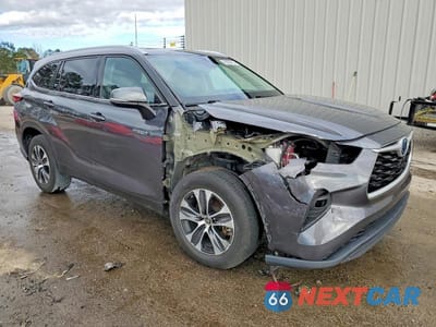 Czwarte zdjęcie samochodu z boku: 2021 TOYOTA HIGHLANDER VIN:5TDGARAH5MS507029 - miniatura