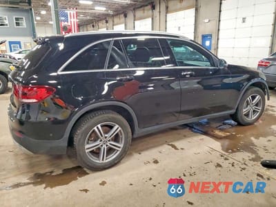 Trzecie zdjęcie samochodu z tyłu: 2022 MERCEDES-BENZ GLC 300 4MATIC VIN:W1N0G8EB4NV385862 - miniatura