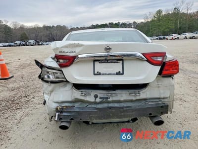 Zdjęcie 6 z 12 samochodu: 2018 NISSAN MAXIMA 3.5S VIN:1N4AA6AP7JC410090 - miniatura
