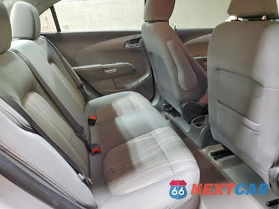 Zdjęcie 10 z 12 samochodu: 2012 CHEVROLET SONIC LT VIN:1G1JC5SH9C4202739 - miniatura