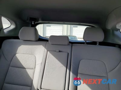 Zdjęcie 10 z 13 samochodu: 2018 HYUNDAI TUCSON SE VIN:KM8J23A45JU758567 - miniatura