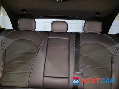 Zdjęcie 10 z 12 samochodu: 2018 MERCEDES-BENZ GLC 63 4MATIC AMG VIN:WDC0G8JB1JF431868 - miniatura