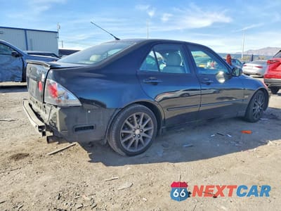 Trzecie zdjęcie samochodu z tyłu: 2004 LEXUS IS 300 VIN:JTHBD192240092630 - miniatura