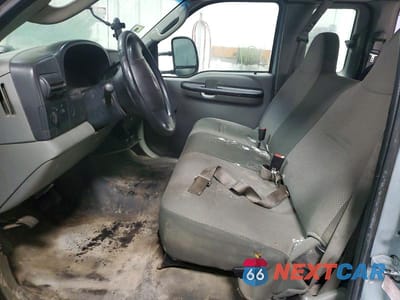 Zdjęcie 7 z 12 samochodu: 2006 FORD F250 SUPER DUTY VIN:1FTNX20506EA50630 - miniatura