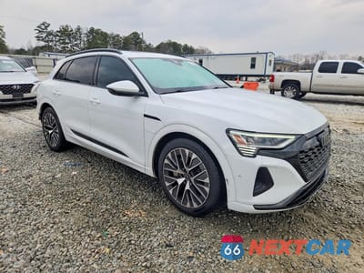 Czwarte zdjęcie samochodu z boku: 2024 AUDI Q8 E-TRON PRESTIGE VIN:WA16ABGE8RB008525 - miniatura