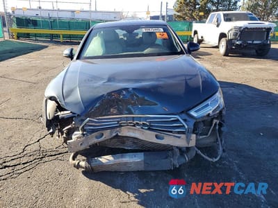 Piąte zdjęcie samochodu w środku: 2017 AUDI A4 PREMIUM PLUS VIN:WAUENAF45HN025950 - miniatura