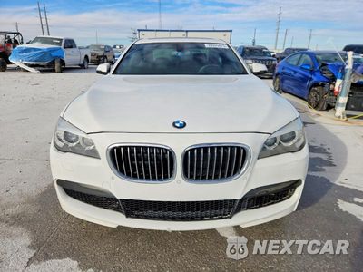 Piąte zdjęcie samochodu w środku: 2014 BMW 740 I VIN:WBAYA6C57ED144703 - miniatura