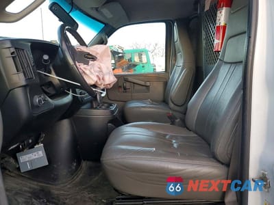 Zdjęcie 7 z 12 samochodu: 2020 CHEVROLET EXPRESS G VIN:1GCWGAFP0L1165609 - miniatura