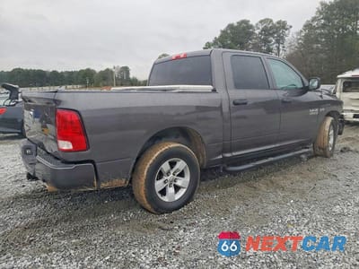 Trzecie zdjęcie samochodu z tyłu: 2017 RAM 1500 ST VIN:3C6RR6KT4HG582187 - miniatura