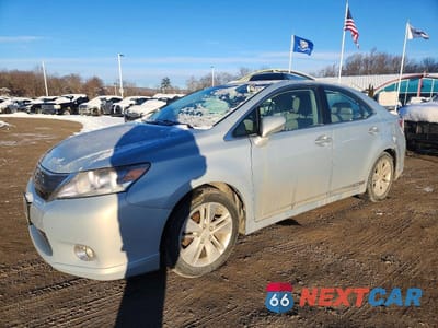 2010 LEXUS HS 250H JTHBB1BA2A2020723 - główne zdjęcie licytacji z USA - miniatura