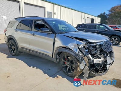 Czwarte zdjęcie samochodu z boku: 2020 FORD EXPLORER ST VIN:1FM5K8GC7LGC86080 - miniatura