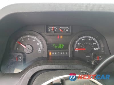 Zdjęcie 9 z 12 samochodu: 2015 FORD ECONOLINE E350 SUPER DUTY CUTAWAY VAN VIN:1FDWE3FL0FDA12581 - miniatura