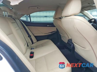 Zdjęcie 10 z 11 samochodu: 2016 LEXUS IS 200T VIN:JTHBA1D26G5014665 - miniatura