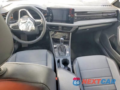Zdjęcie 8 z 12 samochodu: 2025 VOLKSWAGEN JETTA SE VIN:3VWEX7BU7SM024433 - miniatura
