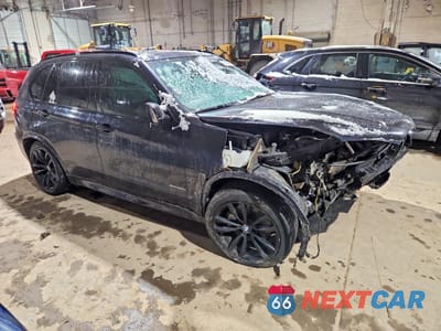 Czwarte zdjęcie samochodu z boku: 2017 BMW X5 XDRIVE50I VIN:5UXKR6C31H0U13546 - miniatura