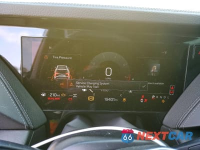 Zdjęcie 9 z 14 samochodu: 2025 GMC YUKON XL DENALI VIN:1GKS2JRL4SR171956 - miniatura