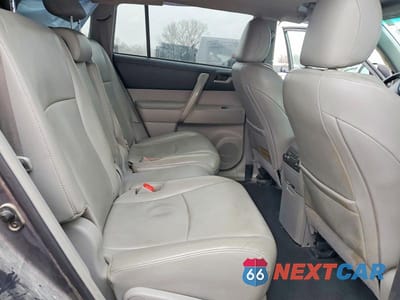 Zdjęcie 11 z 13 samochodu: 2013 TOYOTA HIGHLANDER BASE VIN:5TDBK3EH5DS180730 - miniatura