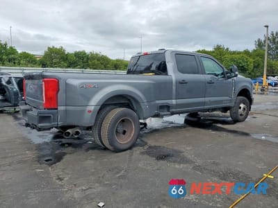 Trzecie zdjęcie samochodu z tyłu: 2024 FORD F350 SUPER DUTY VIN:1FT8W3DTXPED65239 - miniatura