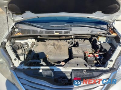 Zdjęcie 12 z 12 samochodu: 2017 TOYOTA SIENNA VIN:5TDYZ3DC0HS839203 - miniatura