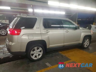 Trzecie zdjęcie samochodu z tyłu: 2013 GMC TERRAIN SLE VIN:2GKFLREK3D6350109 - miniatura