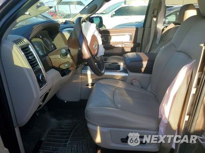 Zdjęcie 7 z 12 samochodu: 2018 RAM 1500 LARAMIE VIN:1C6RR7VT1JS214131 - miniatura
