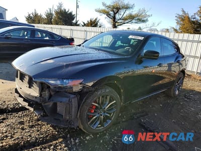 2023 MASERATI LEVANTE MODENA ZN661YUM3PX437252 - główne zdjęcie licytacji z USA - miniatura