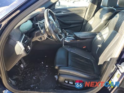 Zdjęcie 7 z 12 samochodu: 2022 BMW M550XI VIN:WBA13BK07NCK97744 - miniatura