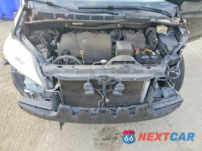 Zdjęcie 12 z 13 samochodu: 2017 TOYOTA SIENNA XLE PREMIUM 8-PASSENGER VIN:5TDYZ3DC4HS892602 - miniatura