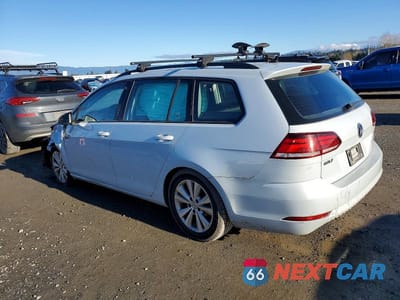 Drugie zdjęcie samochodu z przodu: 2019 VOLKSWAGEN GOLF SPORTWAGEN S VIN:3VW217AUXKM508683 - miniatura