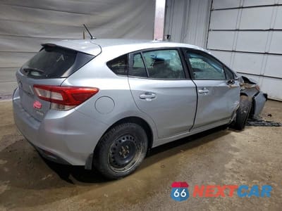 Trzecie zdjęcie samochodu z tyłu: 2017 SUBARU IMPREZA VIN:4S3GTAA60H1713890 - miniatura