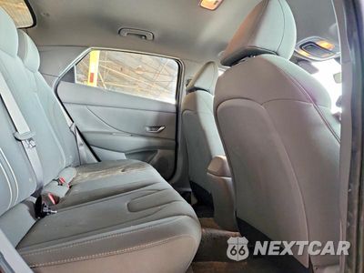 Zdjęcie 19 z 26 samochodu: 2023 HYUNDAI ELANTRA SEL VIN:KMHLM4AG9PU511208 - miniatura