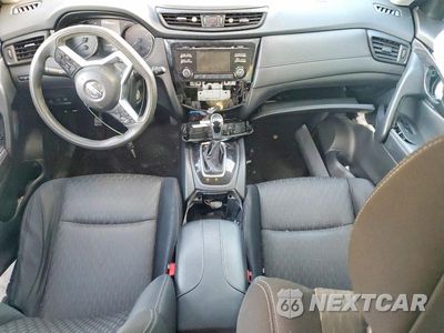Zdjęcie 8 z 13 samochodu: 2017 NISSAN ROGUE S VIN:JN8AT2MV7HW253441 - miniatura