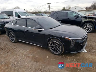 Czwarte zdjęcie samochodu z boku: 2025 KIA K4 GT-LINE VIN:3KPFW4DEXSE065468 - miniatura