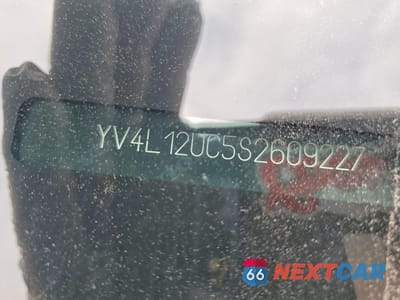 Zdjęcie 13 z 14 samochodu: 2025 VOLVO XC40 PLUS VIN:YV4L12UC5S2609227 - miniatura