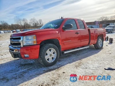2011 CHEVROLET SILVERADO K1500 LT 1GCRKSE35BZ444800 - główne zdjęcie licytacji z USA - miniatura
