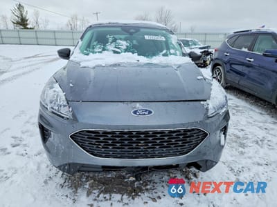 Piąte zdjęcie samochodu w środku: 2022 FORD ESCAPE SE VIN:1FMCU9G60NUA03850 - miniatura