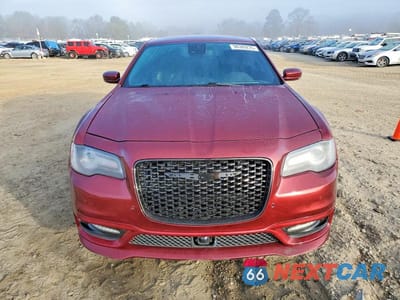 Piąte zdjęcie samochodu w środku: 2018 CHRYSLER 300 300S VIN:2C3CCABG6JH296180 - miniatura
