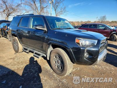 Czwarte zdjęcie samochodu z boku: 2020 TOYOTA 4RUNNER SR5/SR5 PREMIUM VIN:JTEBU5JR4L5812637 - miniatura
