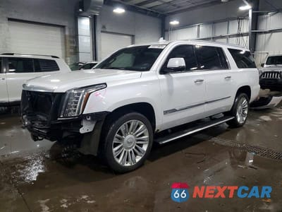 2016 CADILLAC ESCALADE ESV PLATINUM 1GYS4KKJ0GR373747 - główne zdjęcie licytacji z USA - miniatura